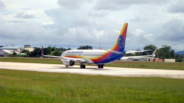 Boeing 737-800 (9Y-JME)