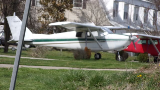 Cessna Skyhawk (N8446X)