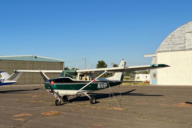 Cessna Skyhawk (N1166F) - N1166F - 1966 Cessna 172G