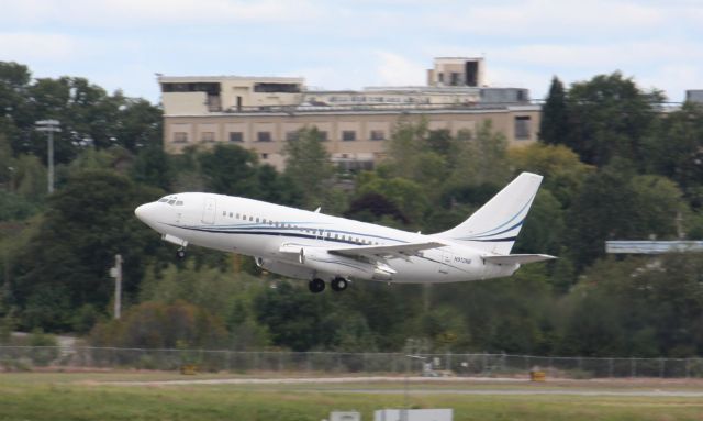 Boeing 737-200 (N912NB)