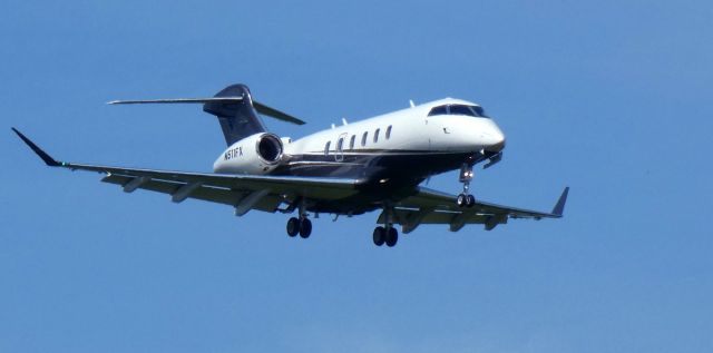 Canadair Challenger 350 (N511FX) - About to touch down is this 2023 Bombardier Challenger 350 from the Spring of 2024.