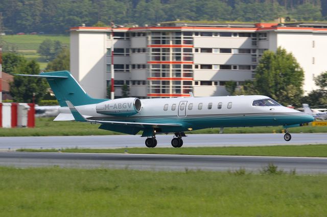 Learjet 45 (M-ABGV) - first visit of Ryanair at Innsbruck