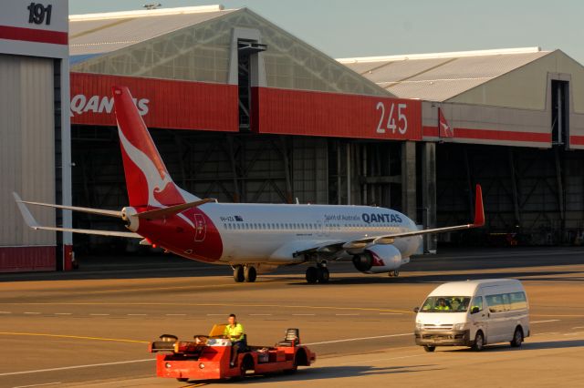 Boeing 737-800 (VH-VZA) - I was waiting delayed on the plane, waiting to push back from the gate.