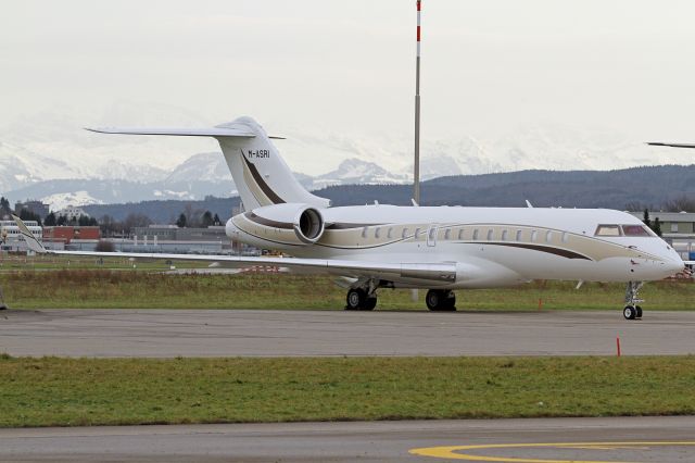 Bombardier Global Express (M-ASRI)