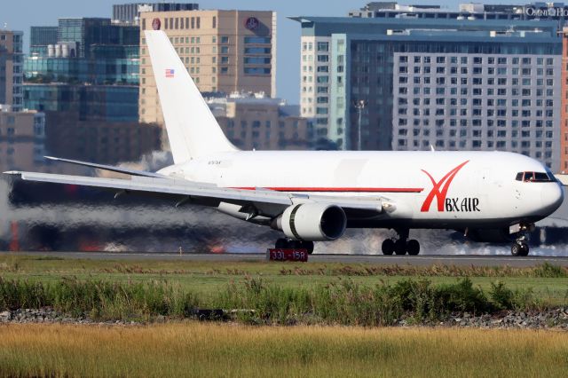 BOEING 767-200 (N767AX)