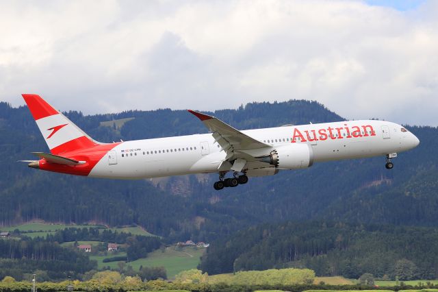 Boeing 787-9 Dreamliner (OE-LPM)