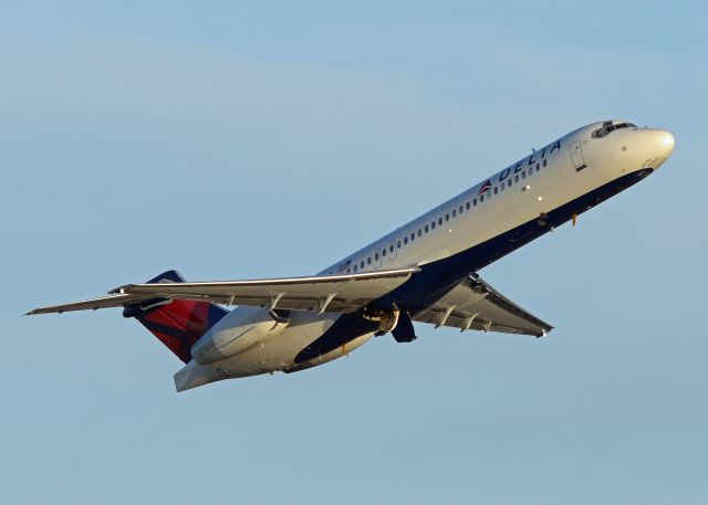 Boeing 717-200 (N933AT)