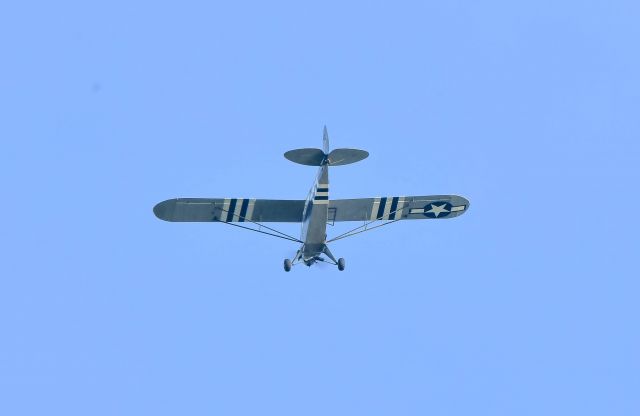 F-AZXP —
