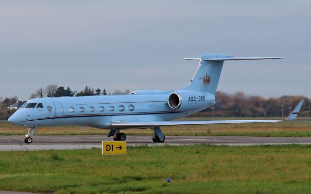 A9C-BRN — - bahrain amiri flight g550 a9c-brn dep shannon 17/11/14.