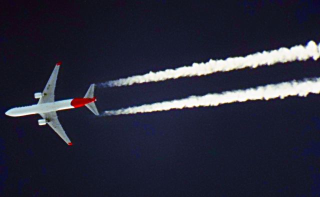 BOEING 767-300 (PT-MOB) - LATAM Brasil JJ8140/TAM8140 GRU - ASUbr /Boeing B767-316(ER) PT-MOBbr /38.000 ftbr /388 ktsbr /Track 259°br /br /SBTL/TEC — em  Telêmaco Borba