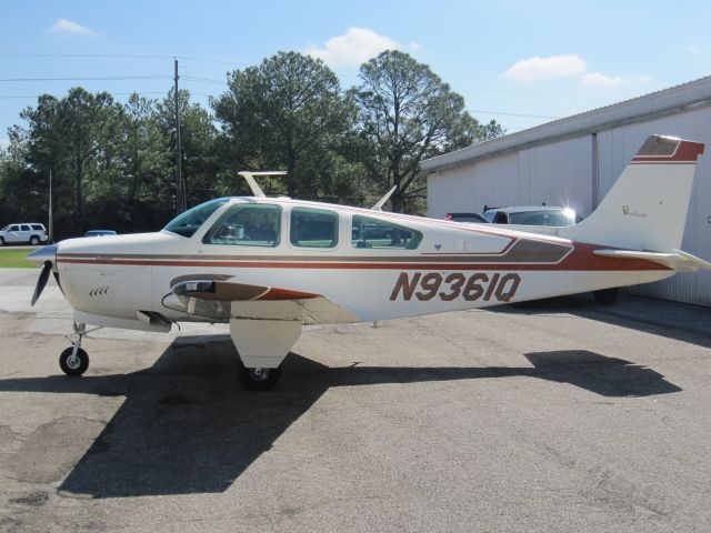 Beechcraft Bonanza (33) (N9361Q) - 1972 F33A