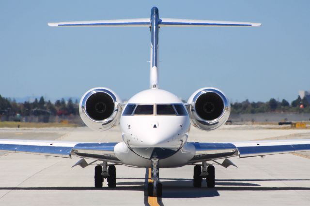 Bombardier Global Express (N99ZM)