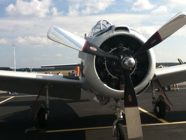 North American Trojan (N215SF) - Georgetown Wings & Wheels Air Show - (GED) October 6, 2012