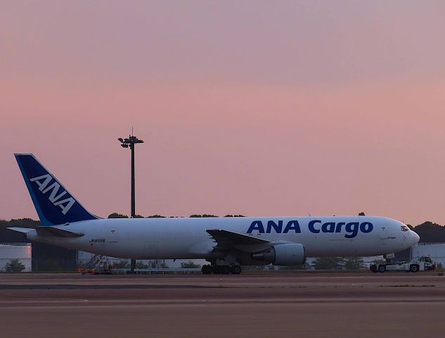 BOEING 767-300 (JA8356) - I took this picture on May 10, 2019.br /NH8489/10May NRT-CANbr /The plane is being towed from the offshore spot to the cargo area to carry cargo for Guangzhou.