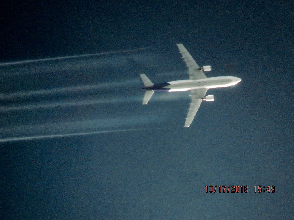 Airbus A300F4-600 (N689FE)