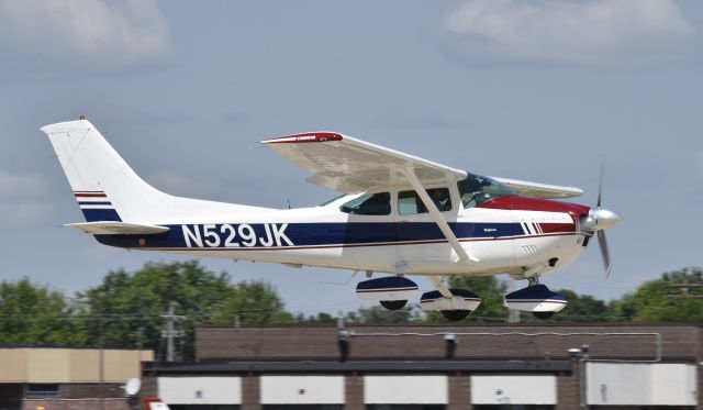 Cessna Skylane (N529JK) - Airventure 2017