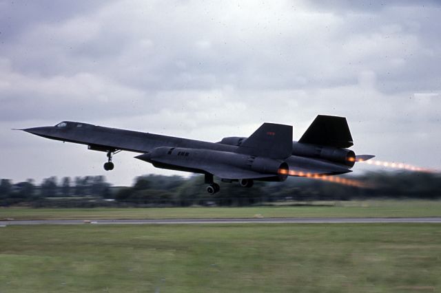 Lockheed Blackbird — - Departing RAF Fairford.