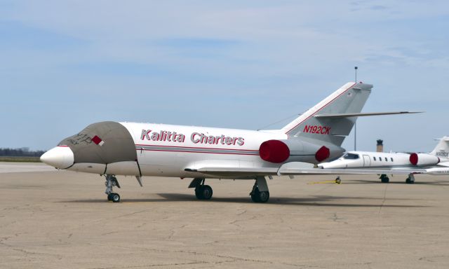 Dassault Falcon 20 (N192CK) - Kalitta Charters Dassault Falcon 20-D N192CK in Willow Run 