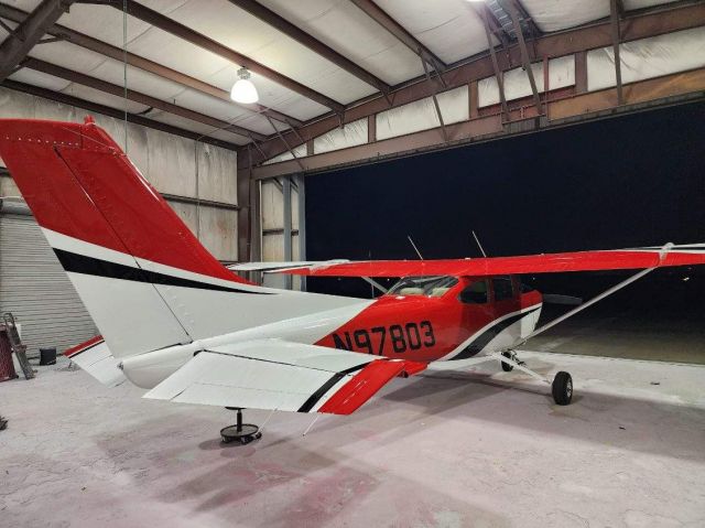 Cessna Skylane (N97803) - Flying Colors of Texas