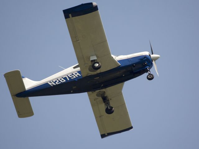 Piper Cherokee Arrow (N2875R)
