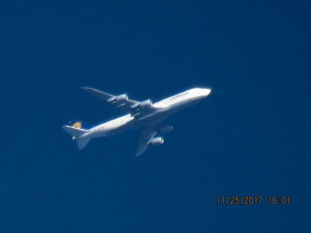 BOEING 747-8 (D-ABYR)