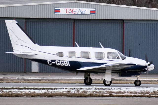 Piper Navajo (C-GGBI) - Privately owned Piper PA-31 Navajo departing Runway 14 at Buffalo (KBUF) for Hamilton (CYHM) on 01/25/2021