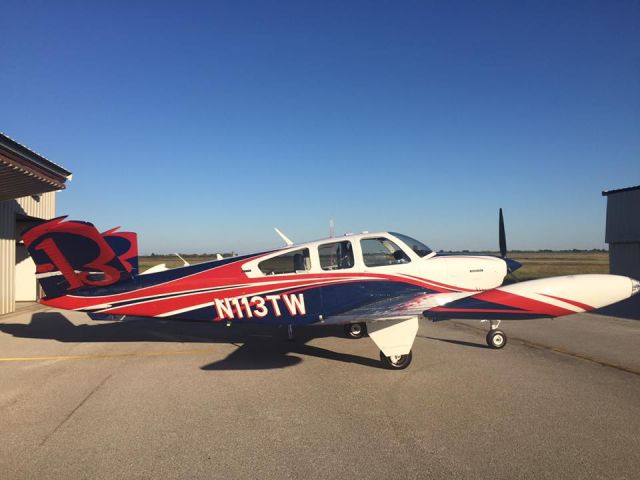 Beechcraft 35 Bonanza (N113TW)