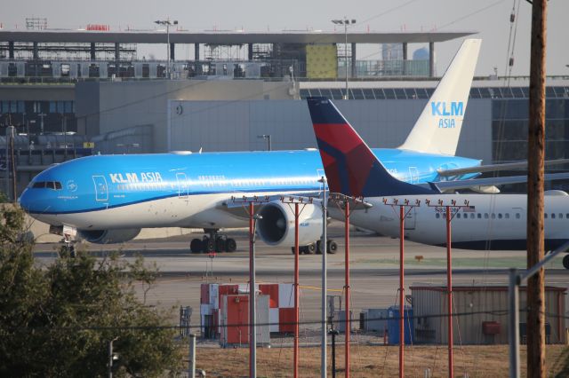Boeing 777-200 (PH-BQF)