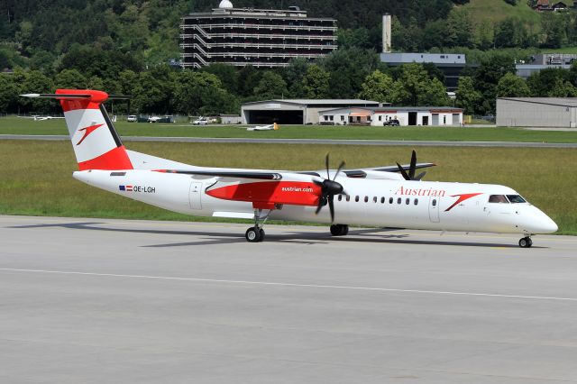 de Havilland Dash 8-400 (OE-LGH)