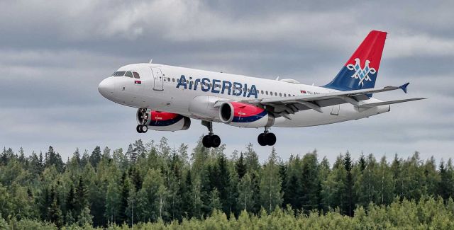Airbus A319 (YU-APB)