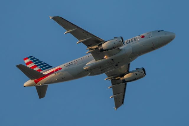 Airbus A319 (N834AW)