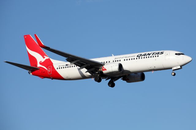 Boeing 737-800 (VH-VXA) - Broome Short Final To Rwy 16R