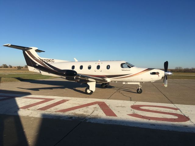 Pilatus PC-12 (N870KC) - On the ramp aircraft pointed south.