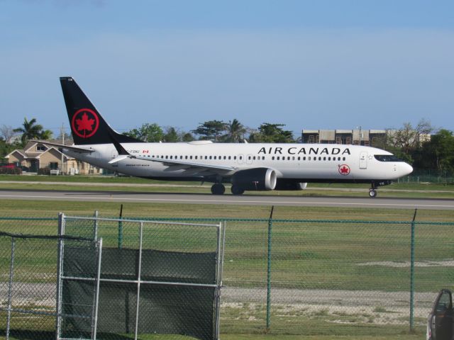 C-FSNU — - First ever Air Canada max 8 in grand cayman!