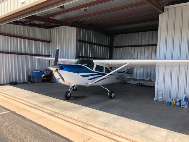 Cessna Skylane (N182BZ)