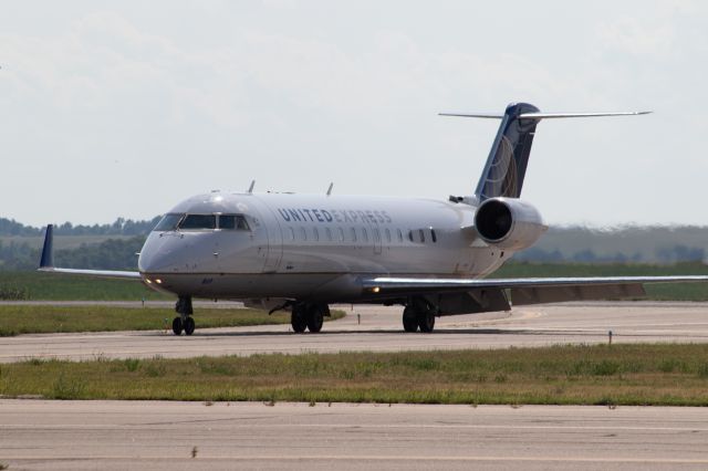 Canadair Regional Jet CRJ-200 (N869AS)