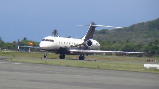 Bombardier Global Express (N90FX)