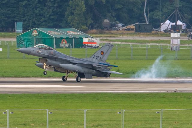 Lockheed F-16 Fighting Falcon (J063)