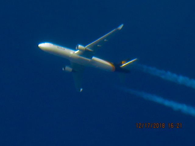 BOEING 767-300 (N325UP)