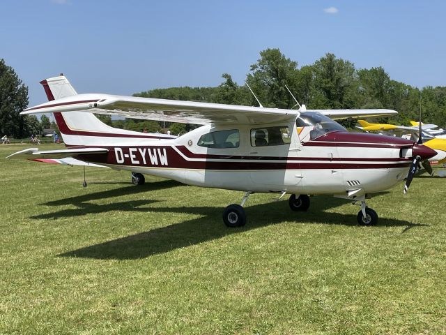 Cessna P210 Pressurized Centurion (D-EYWW) - Taken 27.05.2023 at Moosburg(EDPI) during the 2023 spring airshow