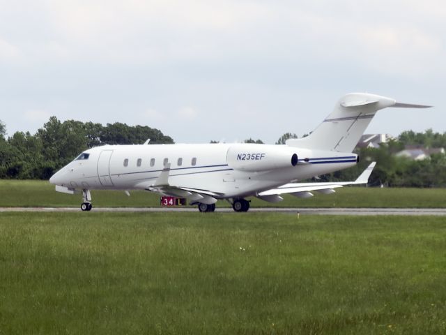 Bombardier Challenger 300 (N235EF) - No location as per request of the aircraft owner. 30 MAY 2016.