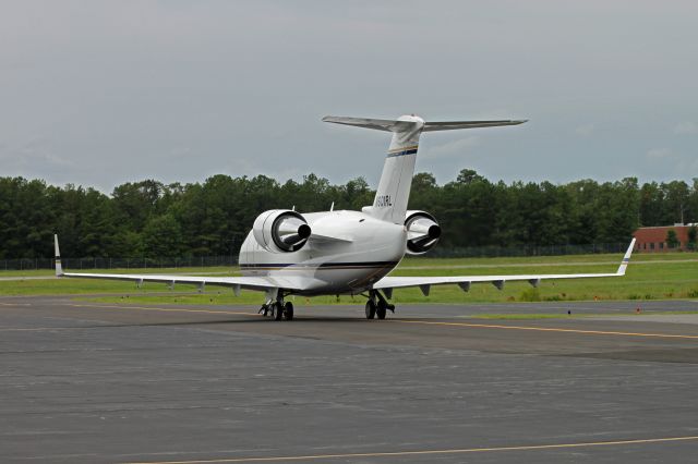 Canadair Challenger (N601RL)