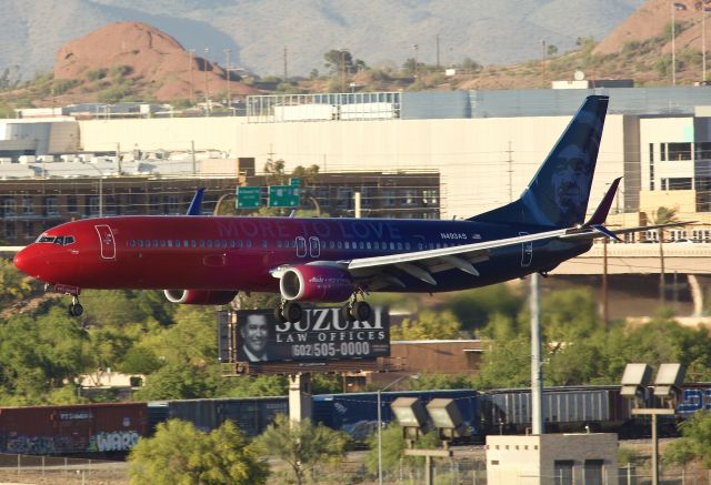 Boeing 737-900 (N493AS) - Alaska's gorgeous "More To Love" 737 on final for Sky Harbor (Please view in "Full" for best image quality)