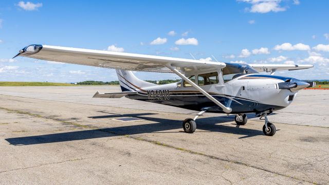 Cessna Skylane (N3491U) - Cessna 182F Skylane on the ramp at KJHW