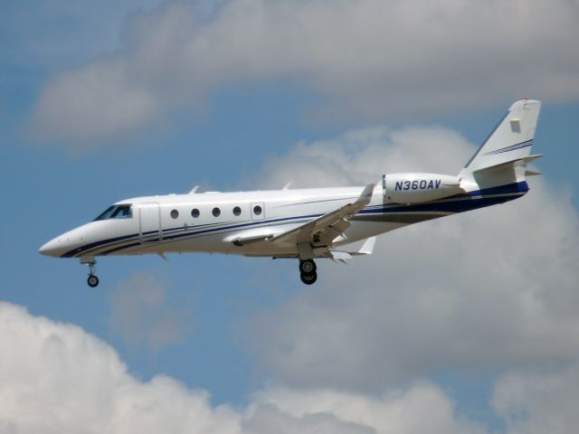 IAI Gulfstream G150 (N360AV)