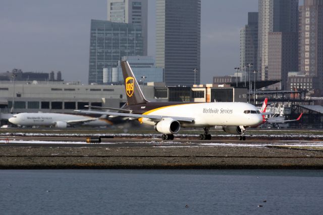 Boeing 757-200 (N456UP)