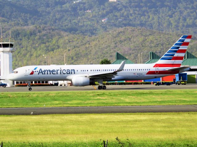 Boeing 757-200 (N691AA)