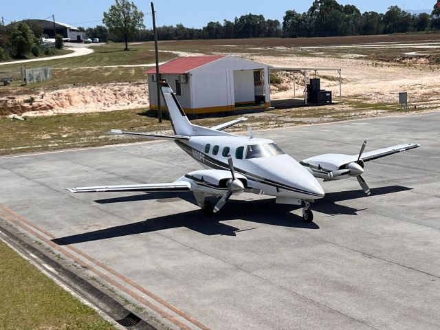 Beechcraft Duke (N60PF)