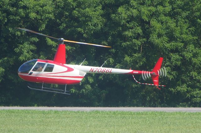 Robinson R-44 (N7086L)