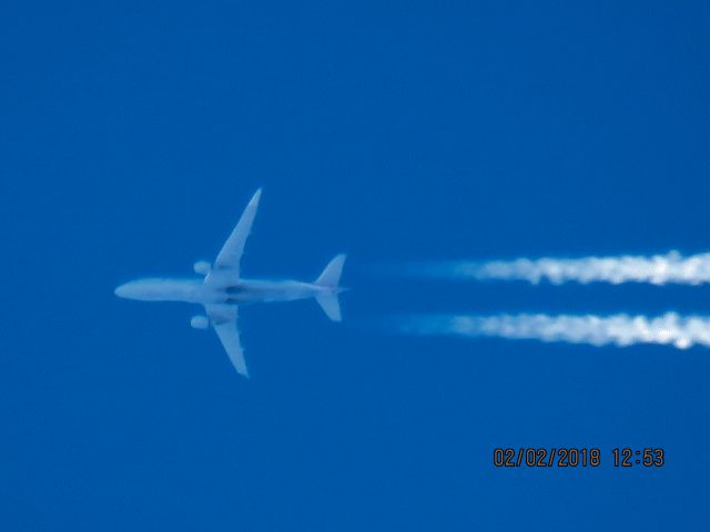 Embraer 175 (N250NN)